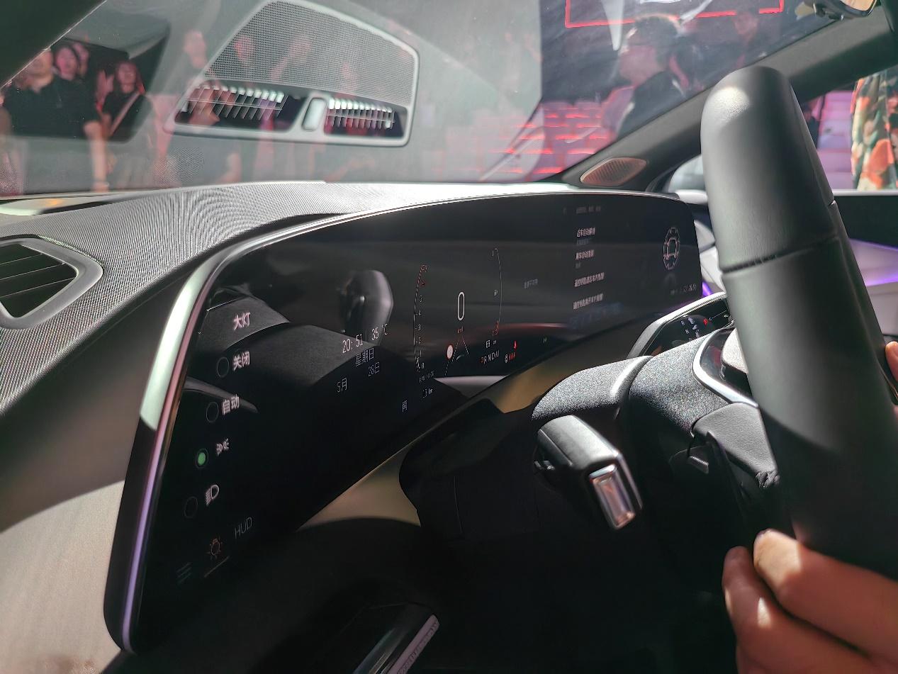 豪华凯迪拉克,顶级豪华凯迪拉克大商务车