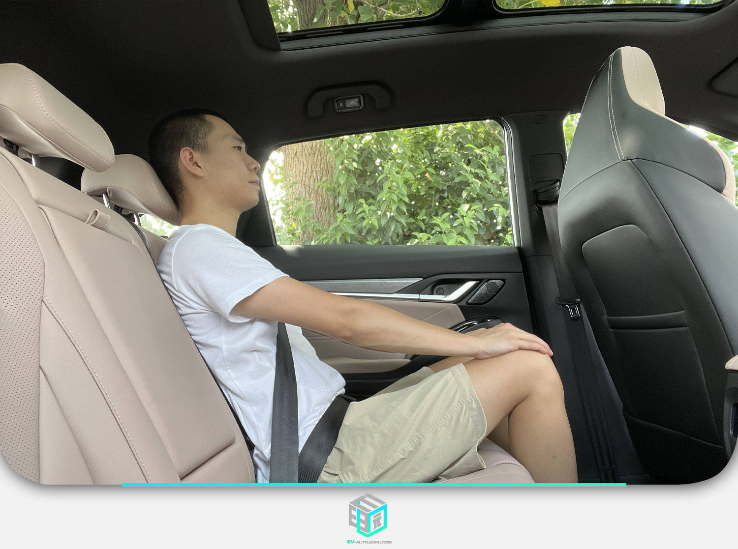 能当汽车开的电动车型,可以当货车的电车