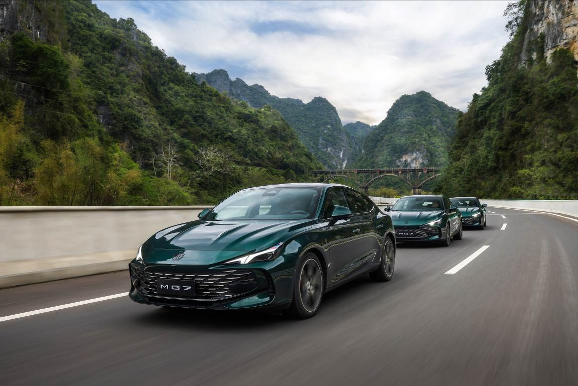 mg7重生持续发力高端运动轿跑赛道,最美轿跑mg7试驾