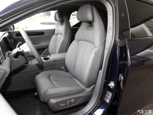 零跑c01超级增程版值得购买吗,零跑c01最适合买哪个版本