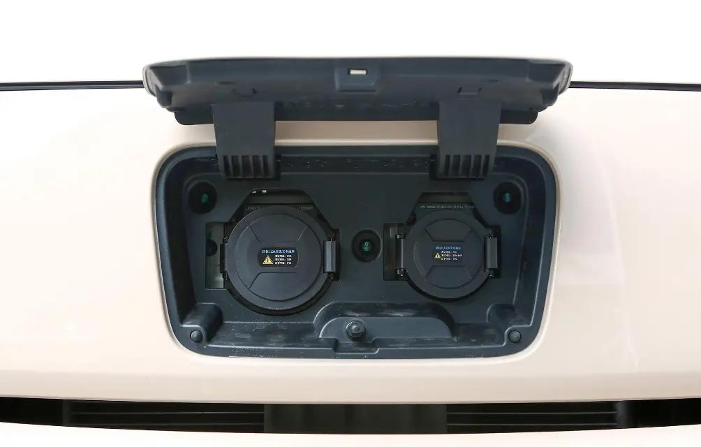 售8.95万元新款零跑t03特别版上市,t03续航6万