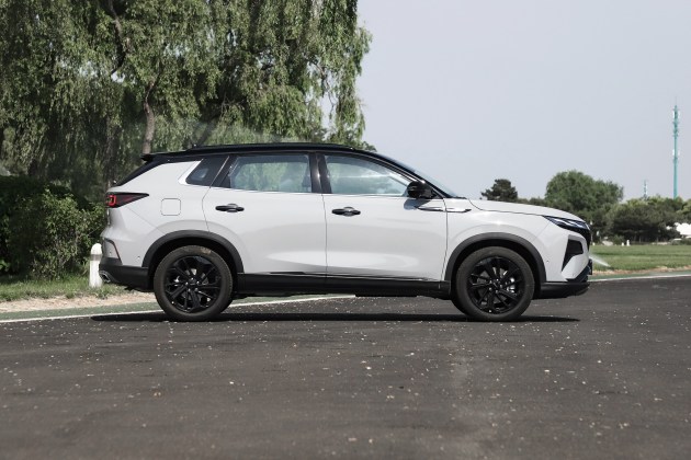 东风风神2023款1.5t豪华款皓瀚评测,试驾东风风神皓极