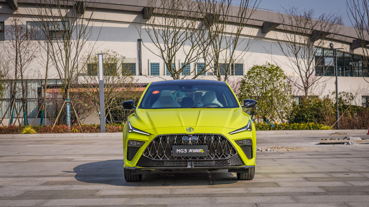 名爵mg5新款1.5t试驾,名爵mg5天蝎座豪华版测评