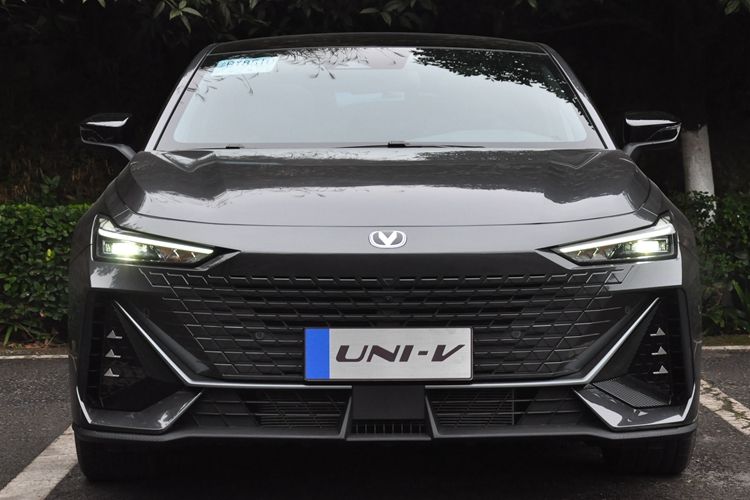 驾驶乐趣十足深度试驾长安uni-v,试驾全新长安UNI-V