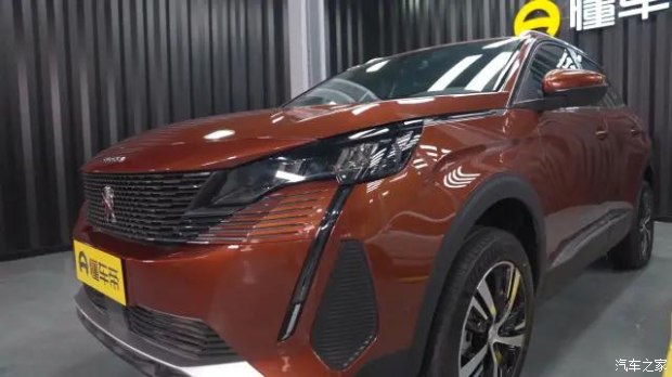 东风标致4008拆车,标致4008拆门板