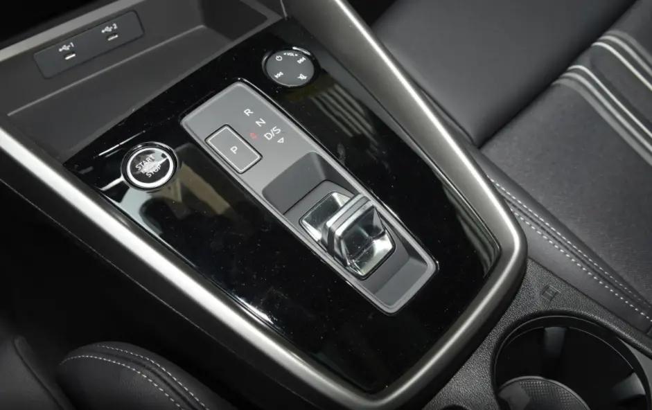 20万以下新车奥迪a3,20万落地奥迪a3风尚版贵吗