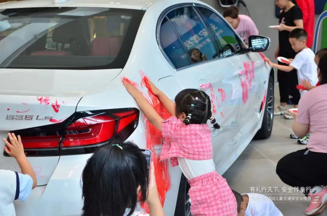2022BMW哈尔滨绿地宝仕儿童交通安全训练营欢乐开营啦！