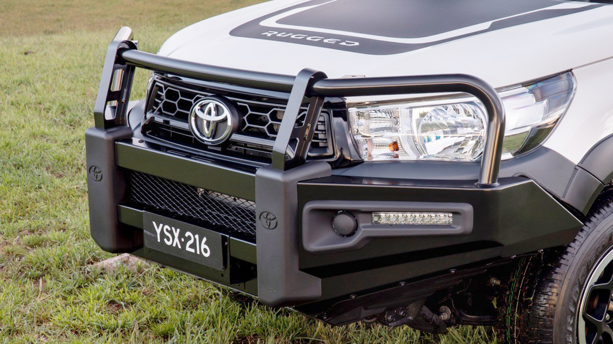 谢大脚出车祸是当场死亡吗,谢大脚车祸身亡是怎么回事