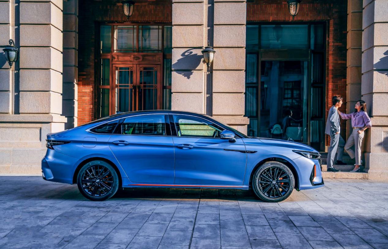 奇瑞艾瑞泽8全方位深度体验,奇瑞艾瑞泽8最值得买的版本