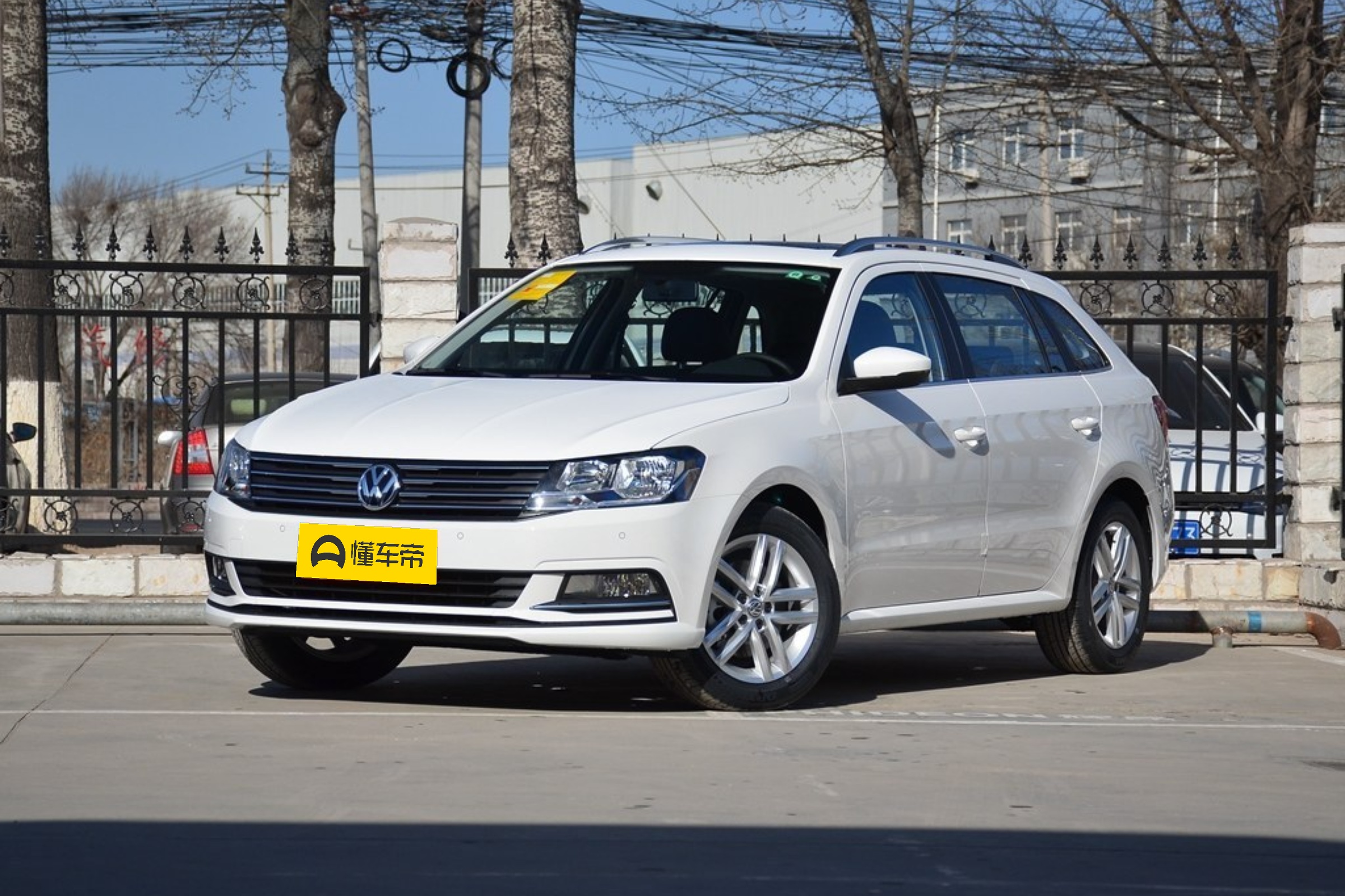 朗行车有什么好的功能,朗行高配和低配有什么区别