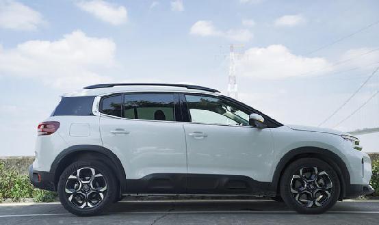 天逸beyond的驾驶感受比汉兰达好,2022款天逸共创版和天逸beyond