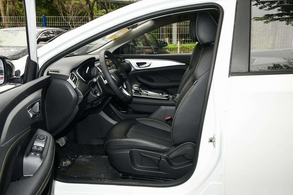 苏州荣威i6max全新,零首付超低月供首选荣威i6maxev