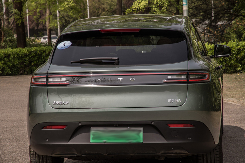试驾问界m5智驾版销量,试驾问界M5