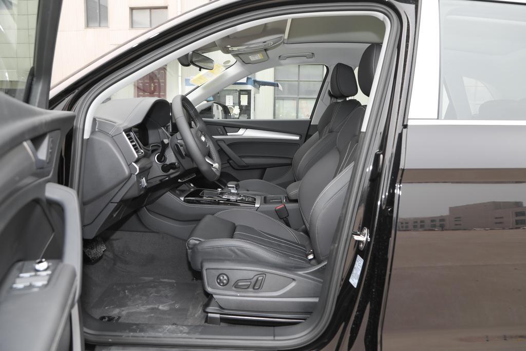 21年成都车展奥迪q8新款,奥迪q8金秋购车月