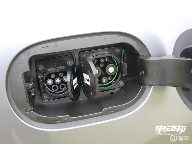 驱逐舰05新能源顶配介绍,驱逐舰05尊贵版混动模式油耗