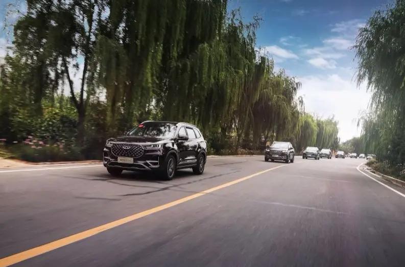 奇瑞瑞虎8plus1.6t2022款区别,奇瑞瑞虎8plus2.0t与1.6t怎么选