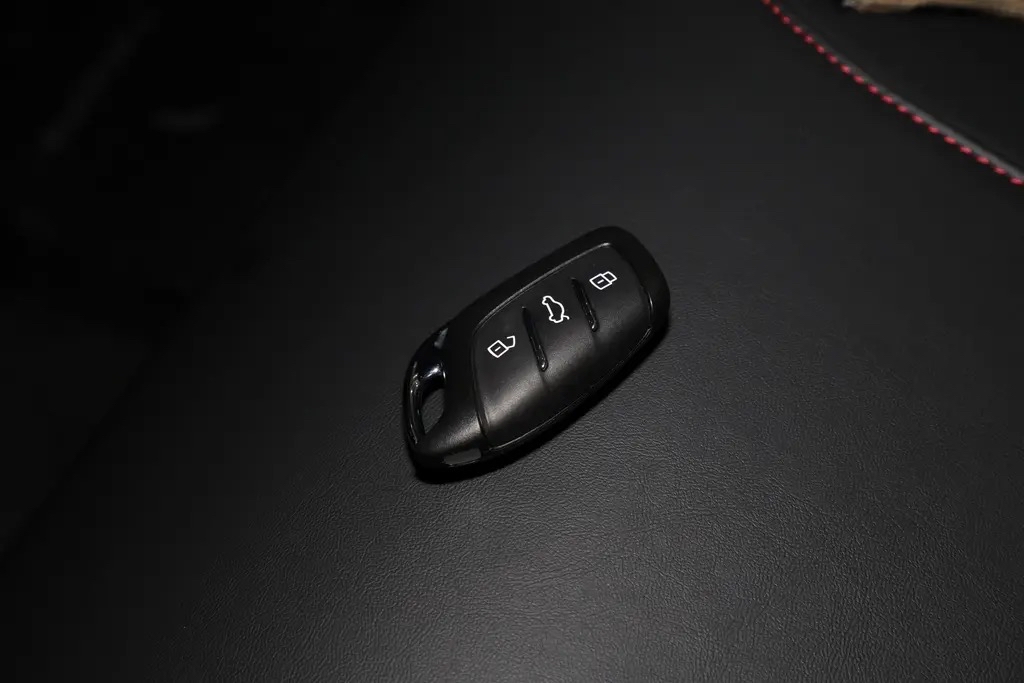 名爵5有没有一键升窗功能,名爵5伴我回家功能怎么用