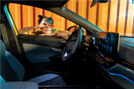 上汽大众id.4x新能源车评,大众id4x和id4cross对比