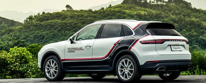 2022款保时捷卡宴suv顶配价格,卡宴100万suv