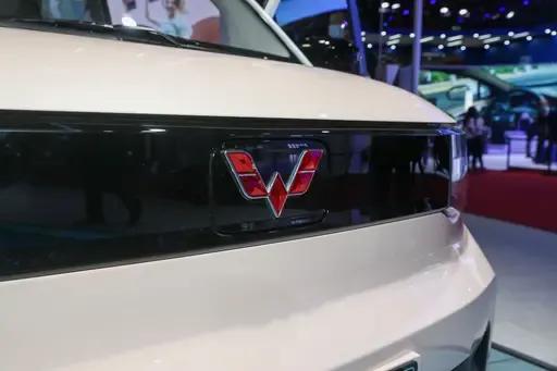 五菱宏光minievgameboy价格,东风miniev与五菱宏光马卡龙对比