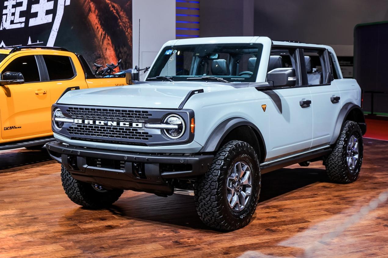 fordbronco硬派越野真是酷毙了,福特suv新款bronco