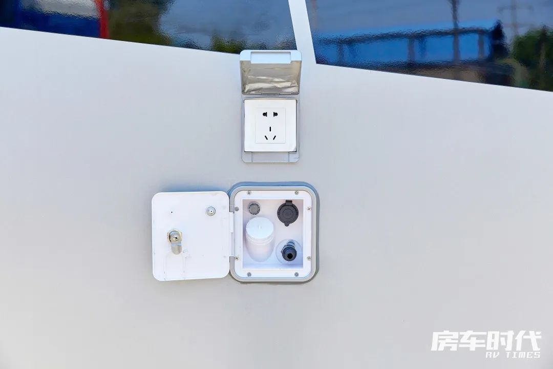 德兴无拓展c型房车大熊座旗舰版,德兴大熊座单拓舒适版