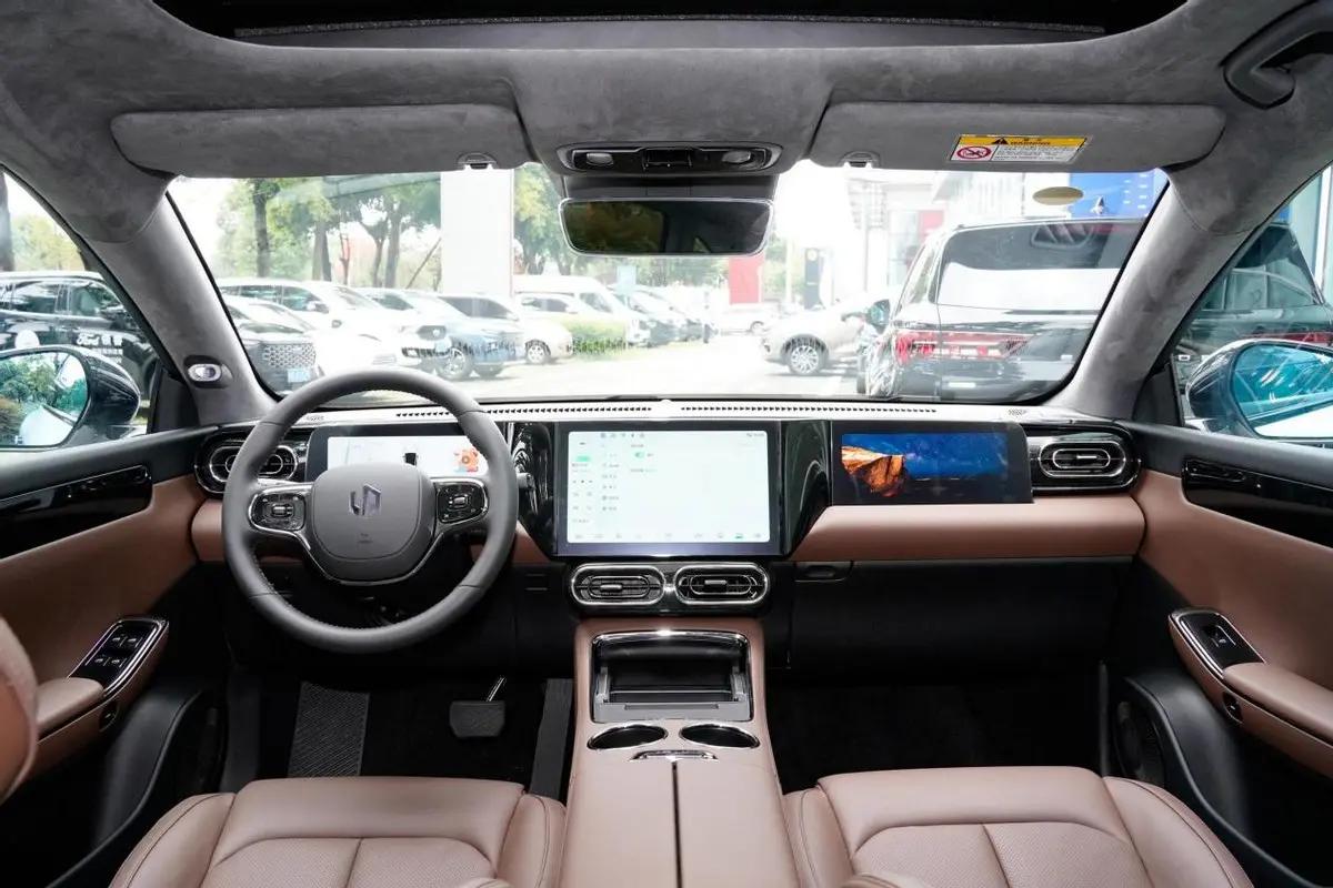 配备l2级自动驾驶的豪华suv,配备l2级辅助驾驶的车型