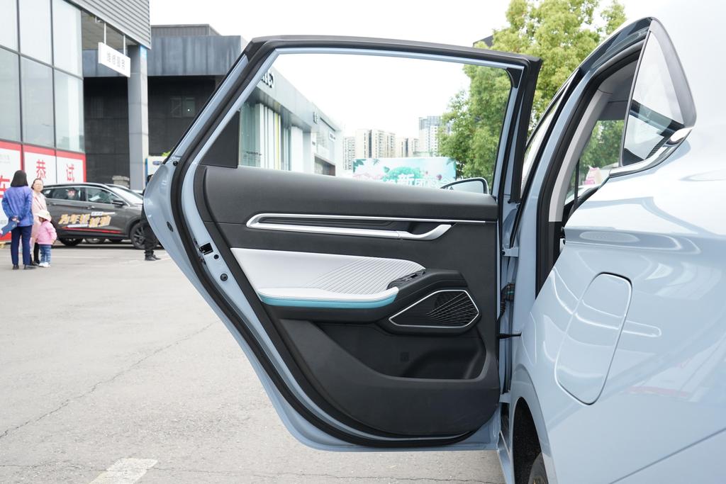 吉利帝豪第四代2022款车机升级,吉利帝豪第四代旗舰版中控