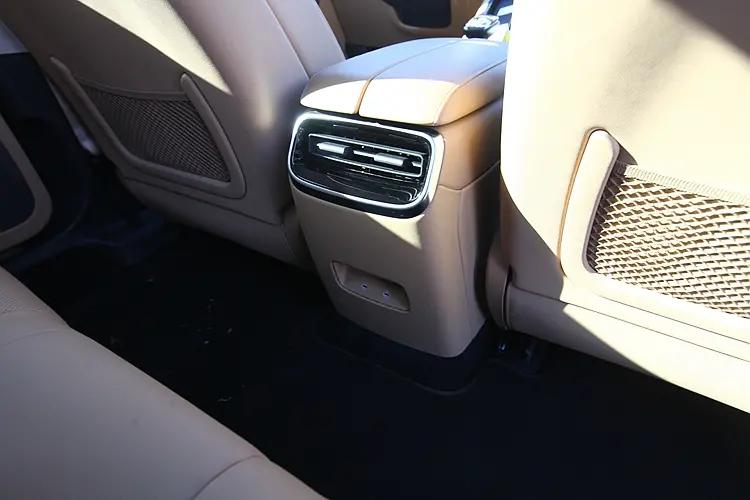 问界m5ev新款,问界m5ev高性能版