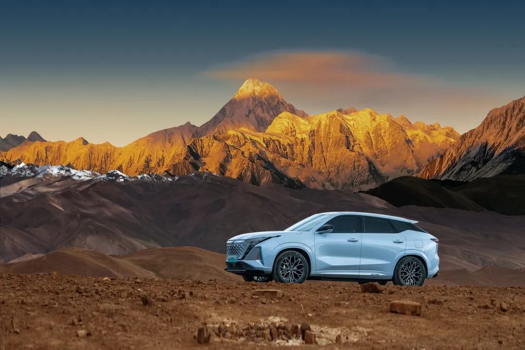 长安欧尚z6idd,欧尚x7plus欧尚z6对比