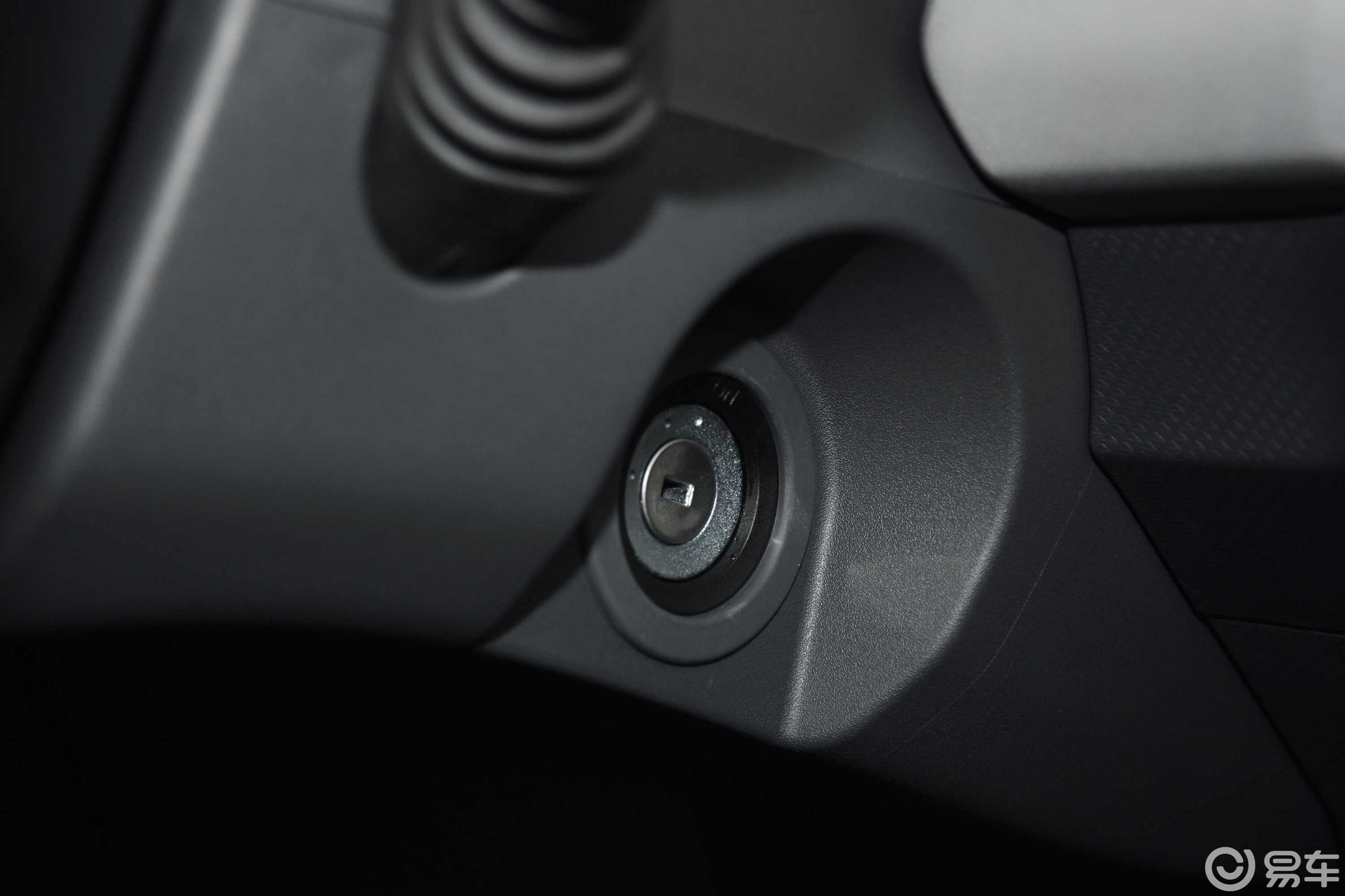 奇瑞qq冰淇淋三款配置区别,qq冰淇淋有哪些优惠