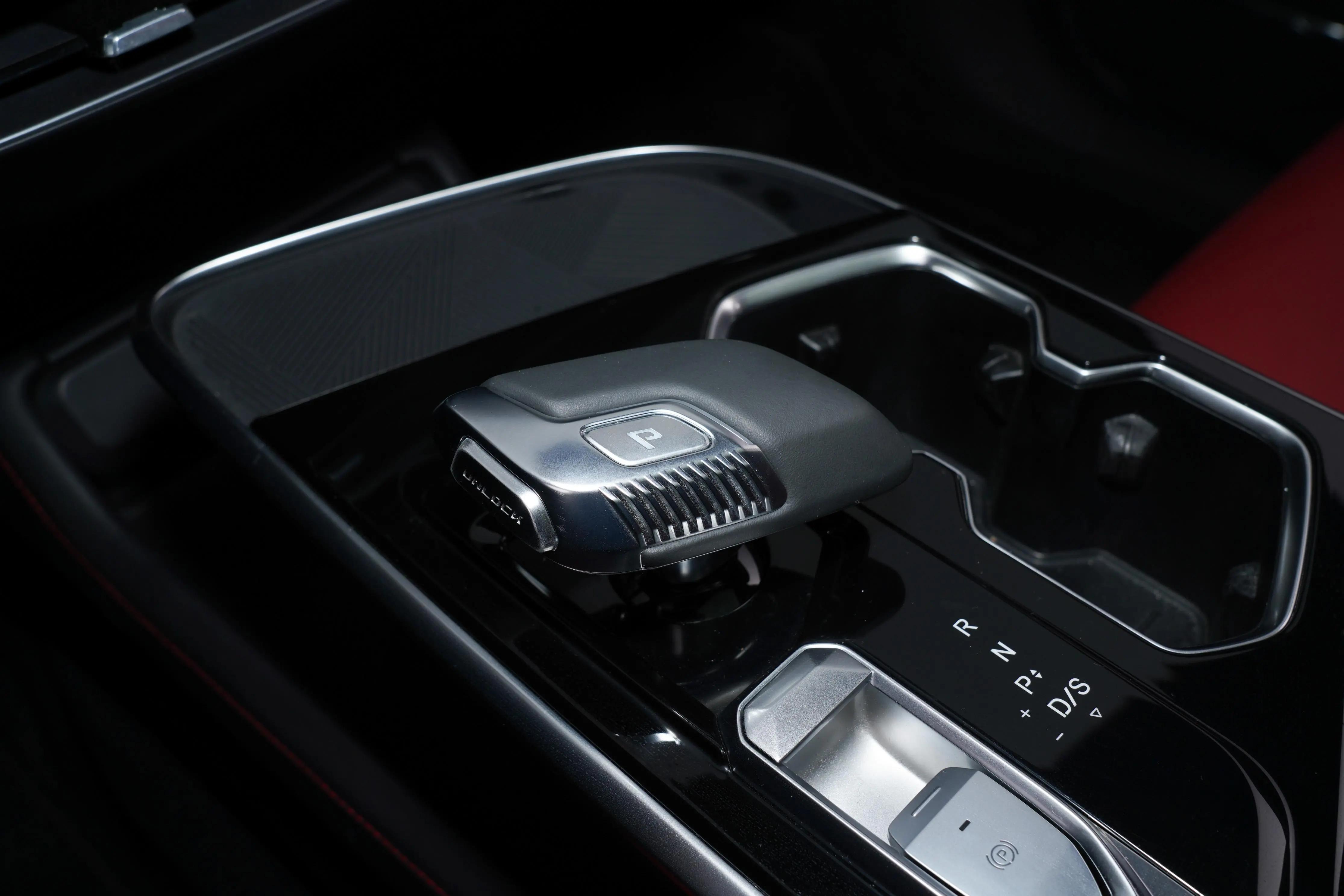 北京汽车魔方全方位解析,北京汽车新魔方哪款性价比高