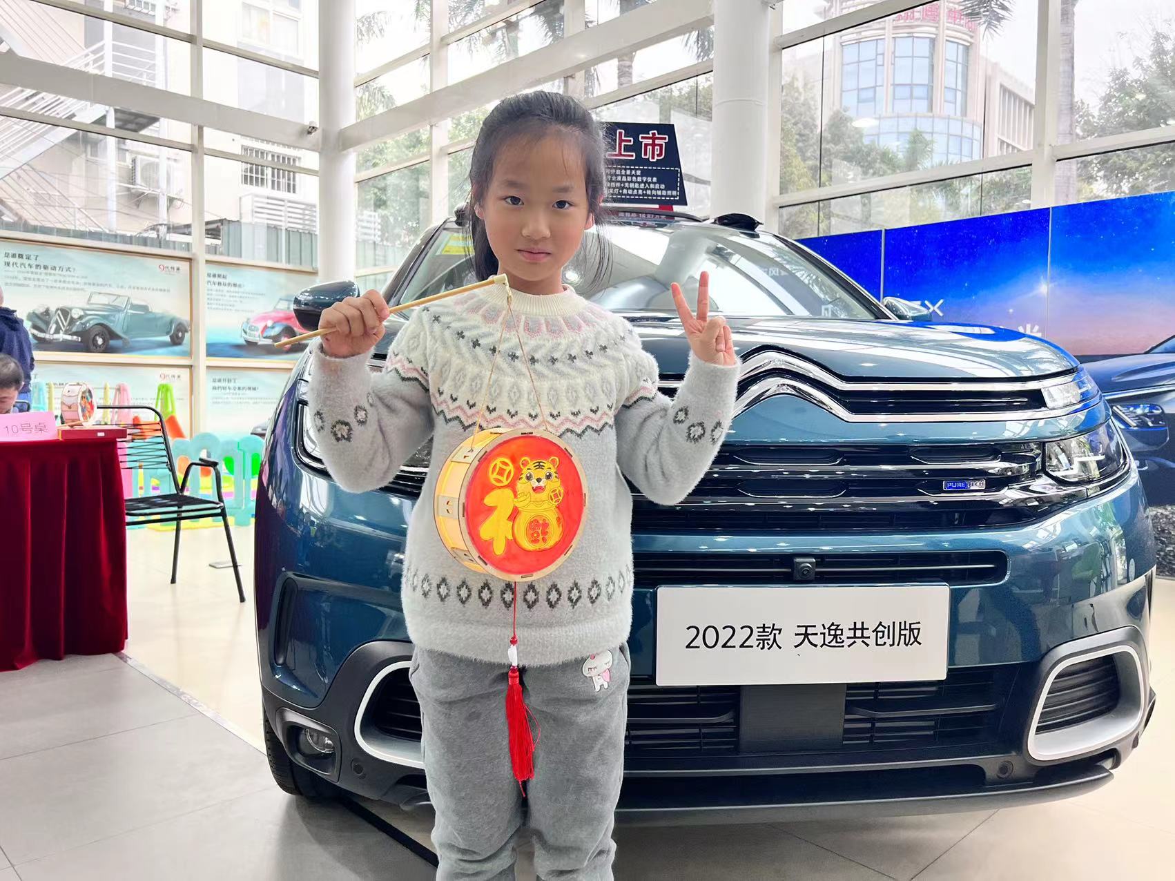 幼儿园庆元宵节亲子手工灯笼,亲子手工灯笼展