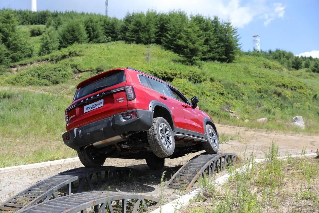 全新哈弗大狗追猎版解析,尽情释放野性试驾哈弗大狗追猎版