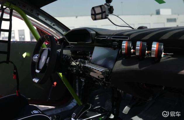 入门即高配，法系车的“爷青回”