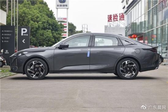 买长安逸达新车怎么谈价格,长安颐达旗舰版准新车