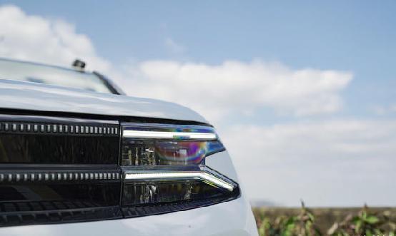 天逸beyond的驾驶感受比汉兰达好,2022款天逸共创版和天逸beyond