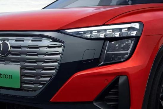 新款4轮电动车测试,上汽奥迪全新