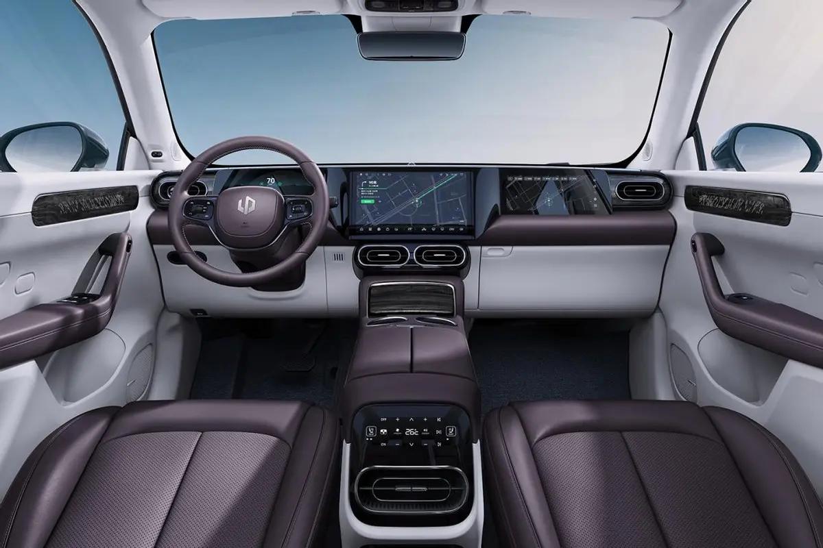 最新价目表诚邀莅临体验,各款车到店欢迎大家选购