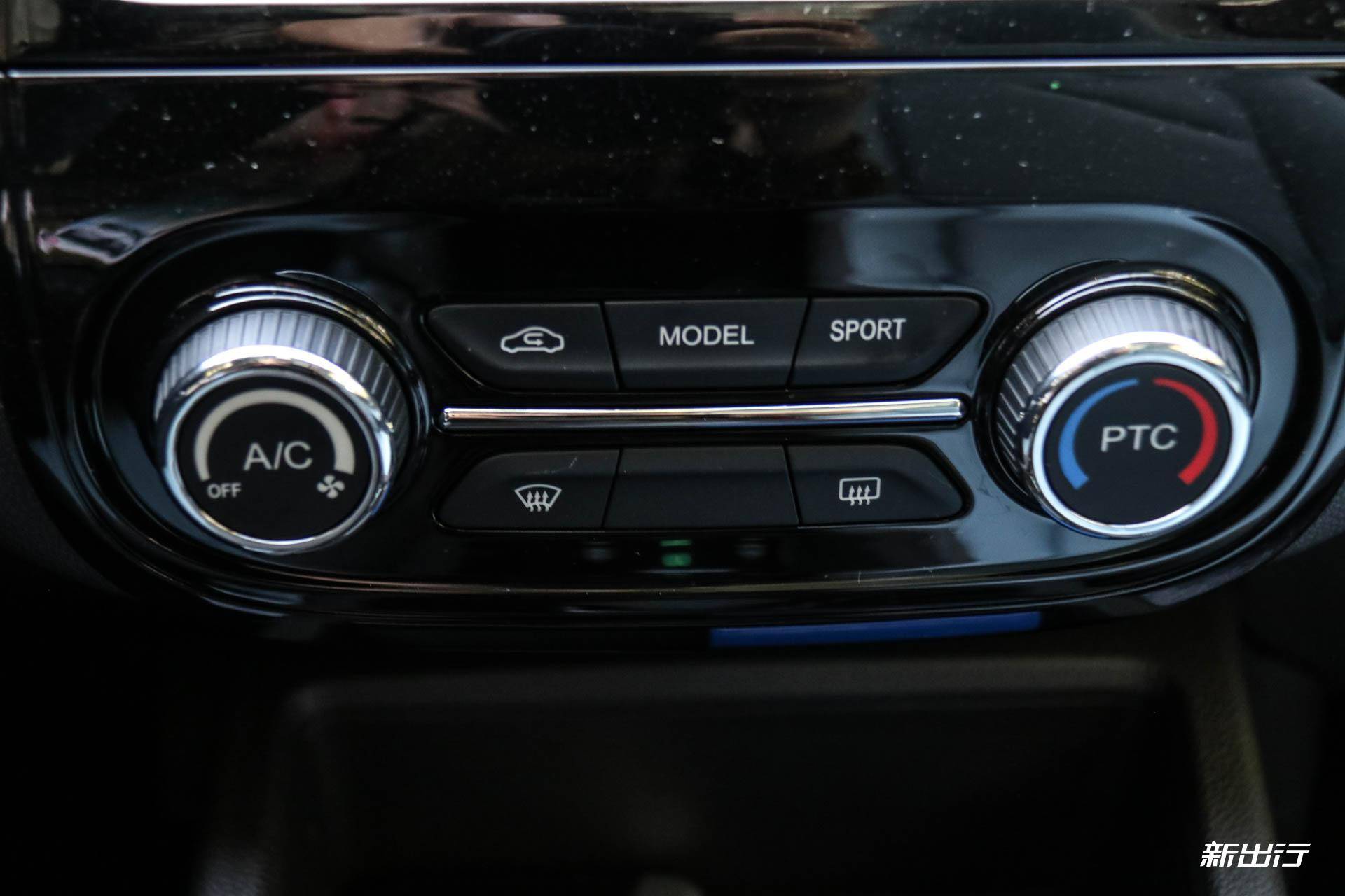 19款奇瑞小蚂蚁驾驶感受,奇瑞小蚂蚁甜粉款半糖55kw测评