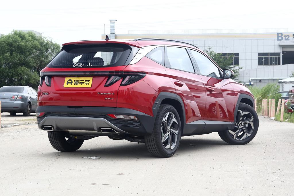 全面升级上新,最新款北京现代途胜试驾视频