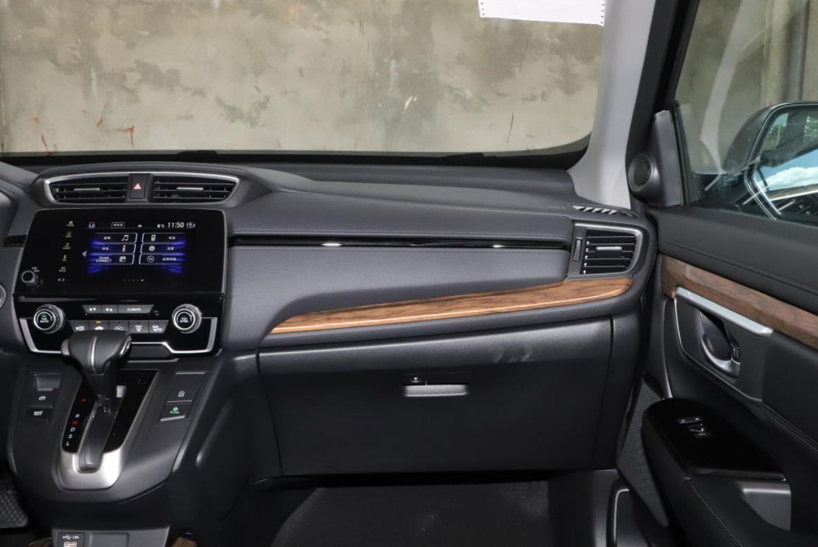 本田cr-v2021款1.5t风尚版无钥匙进入,本田cr-v空间对比汉兰达