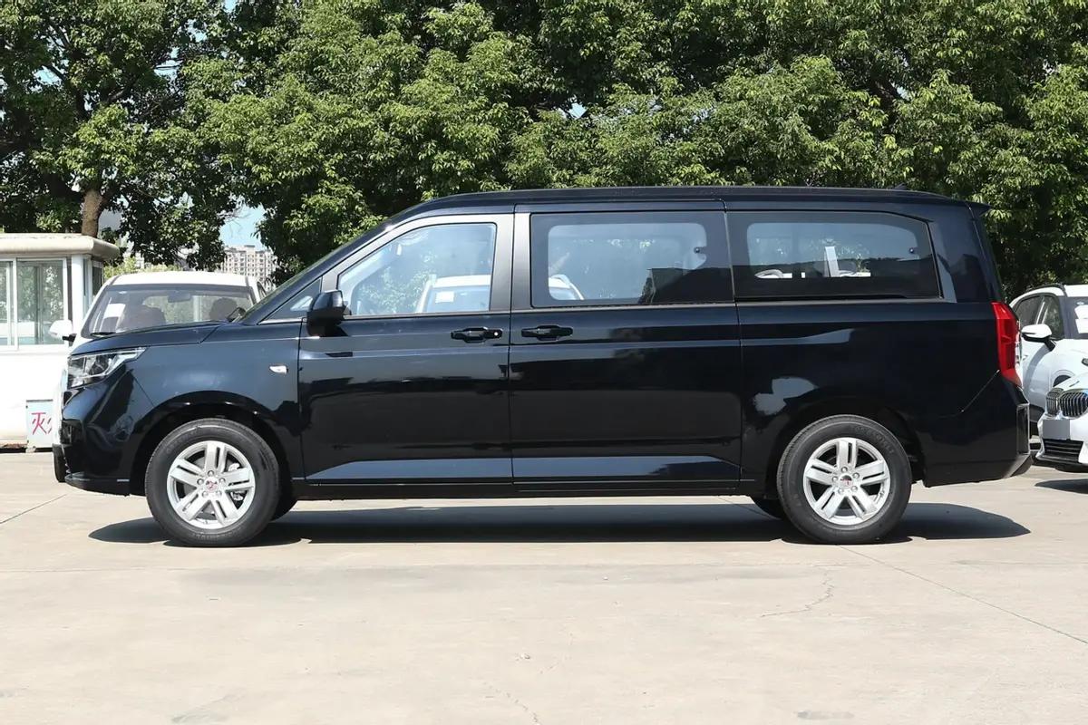 五菱征程与菱智m5l车厢尺寸对比,东风风行菱智m5和m5l区别在哪