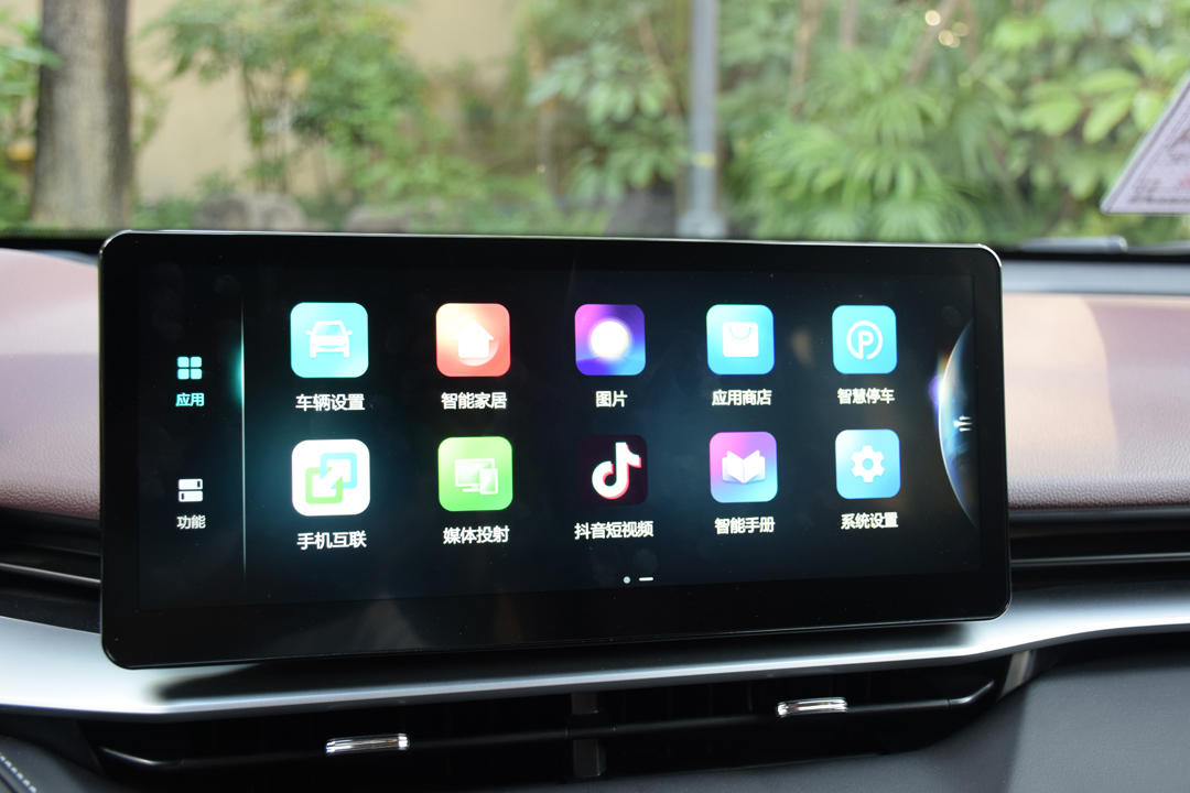 哈弗h6再创辉煌,全新哈弗h610万公里用车感受