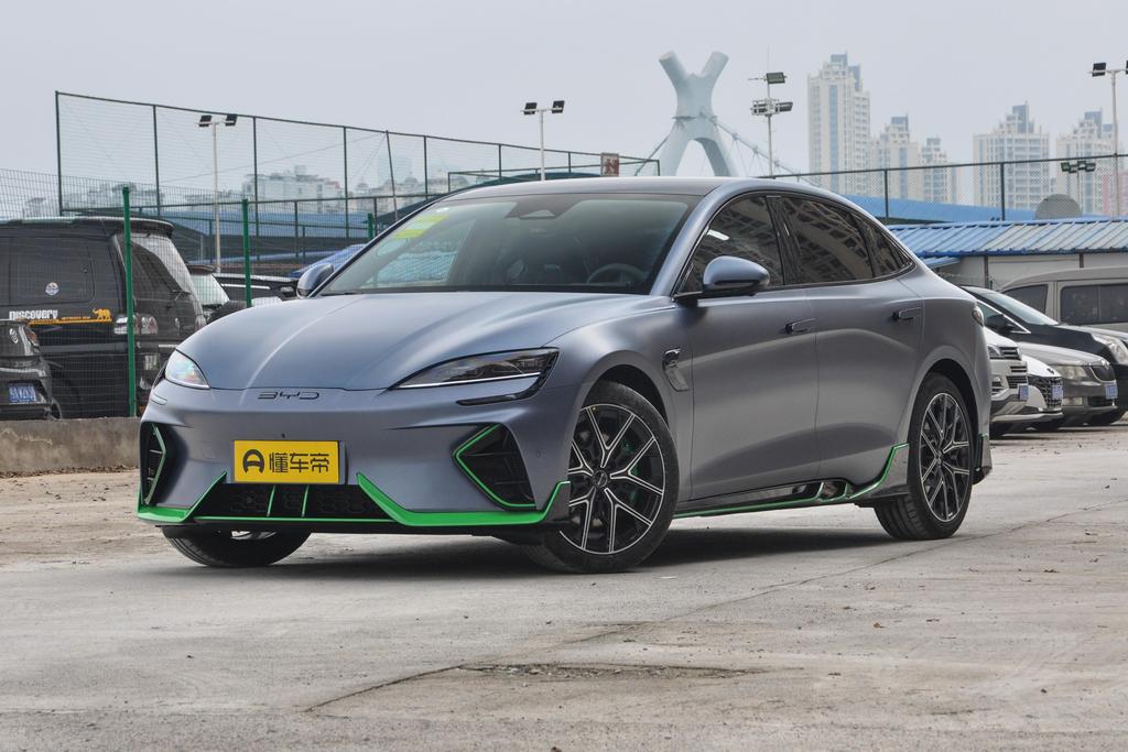 比亚迪技术首款车型海豹开启预售,比亚迪海豹dmi冠军版