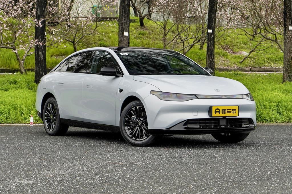 迎风起跑的背后是C01对每个“0.01”的打磨