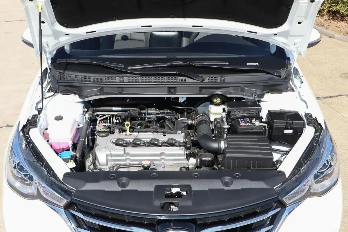 长安09款悦翔1.5l油耗,长安悦翔2019款价格自动挡