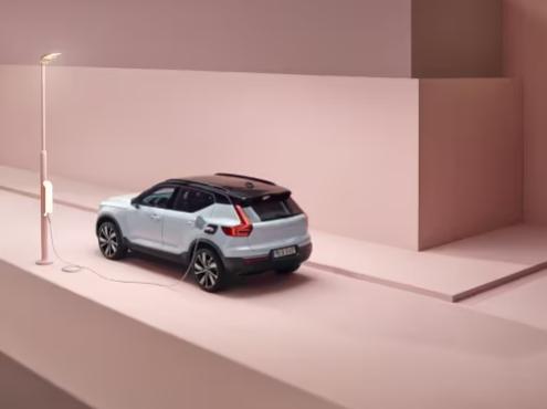 三点式安全带的正确系法,三点式安全带