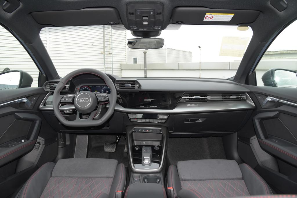 青年们的梦中神车奥迪a3,奥迪a3年轻男生可以买吗