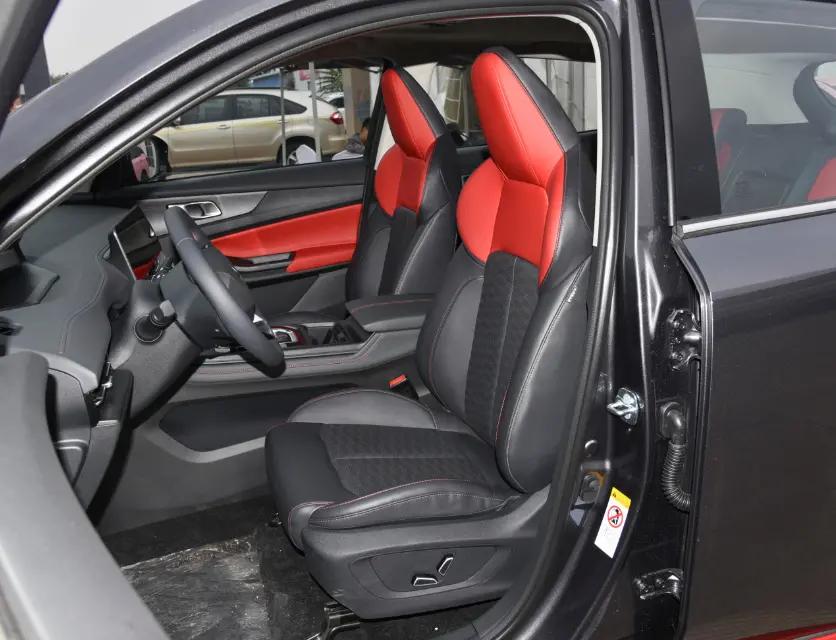 长安cs55plus第二代0首付落地多少,长安cs75plus与cs55plus谁值得买